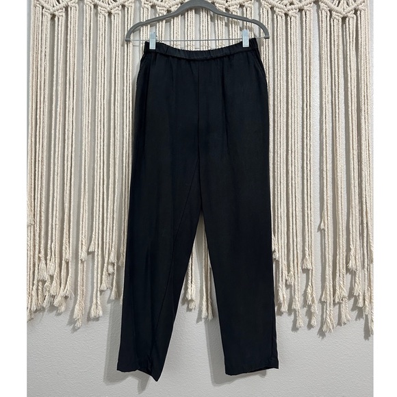 VETTA The Tencel Tapered Pant - Picture 4 of 10